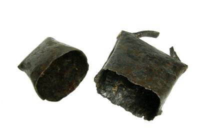 deux cloches - Agrandir l'image 9 sur 9, fenêtre modale